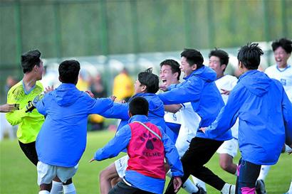 欧冠战报：瑟洛特传射，小蜘蛛破门，马竞3-2险胜埃因霍温（欧冠赛报：瑟洛特一传一射，小蜘蛛建功，马竞3-2击退埃因霍温）