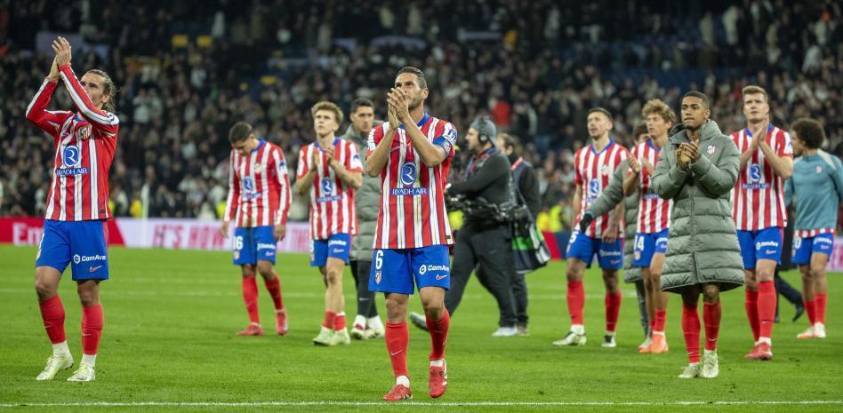 塞超球队劳动1923主帅日佐维奇在比赛中突然去世，年仅44岁（塞超劳动1923主帅日佐维奇比赛中不幸去世，终年44岁）