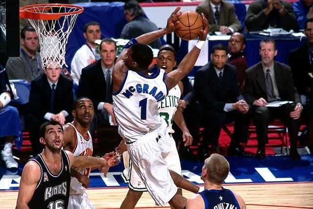 辽宁男篮王哲林关键得分带队胜（王哲林关键时刻发威，助辽宁男篮取胜）