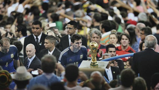 库库忆转会曼城失败：瓜帅点名我跪着去都行，但布莱顿要价高（库库忆投曼城告吹：瓜帅力荐也难成行，布莱顿高要价成最大障碍）