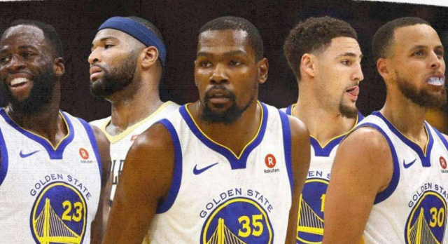 索尔斯克亚：安切洛蒂曾打趣说不想执教曼联，那儿的压力太大（索尔斯克亚称安切洛蒂曾笑言不会执教曼联：压力太大）