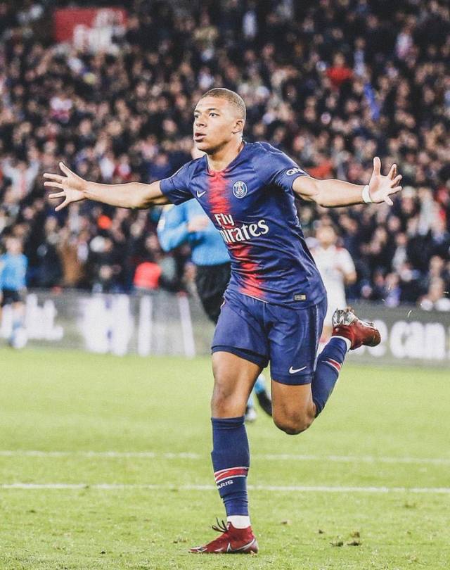 巴林U17vs中国U17：邝兆镭、万项首发，周雨诺、何思凡出战（巴林U17迎战中国U17：邝兆镭、万项首发，周雨诺、何思凡登场）