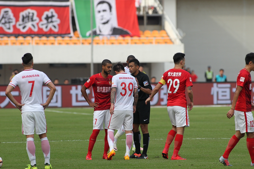 姚均晟告别弗兰克：谁会不怀念这段时光呢，未来好运🍀（姚均晟向弗兰克告别：难忘这段时光，愿前程顺遂🍀）